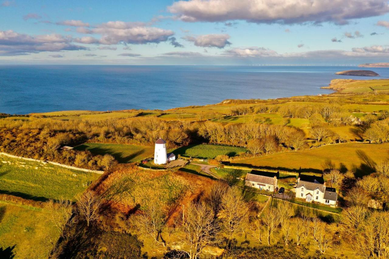 Вілла Three Gates Llangoed Екстер'єр фото